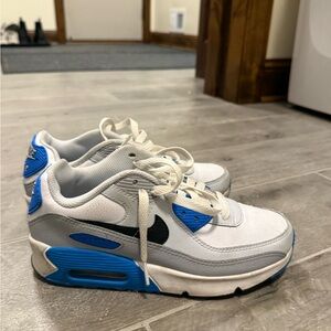 Kids Blue and White Air Maxx sneakers
